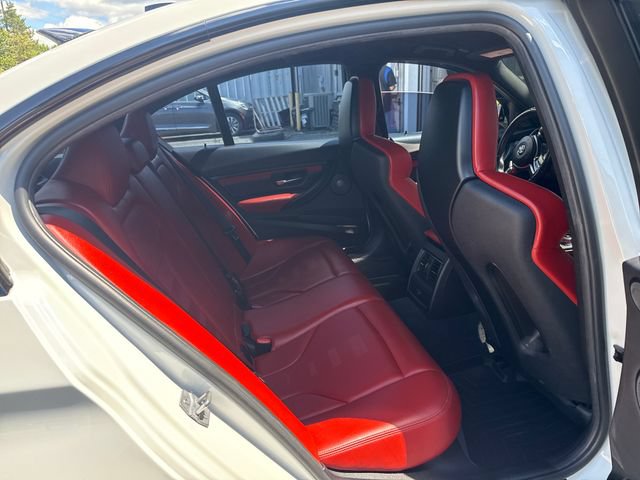 Used 2018 BMW M3 RWD image 10