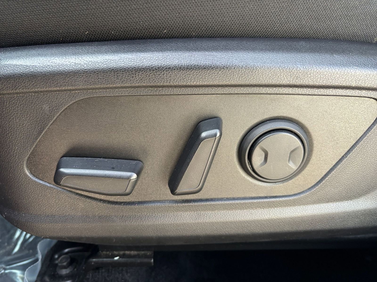 Used 2025 Hyundai Tucson Blue image 23