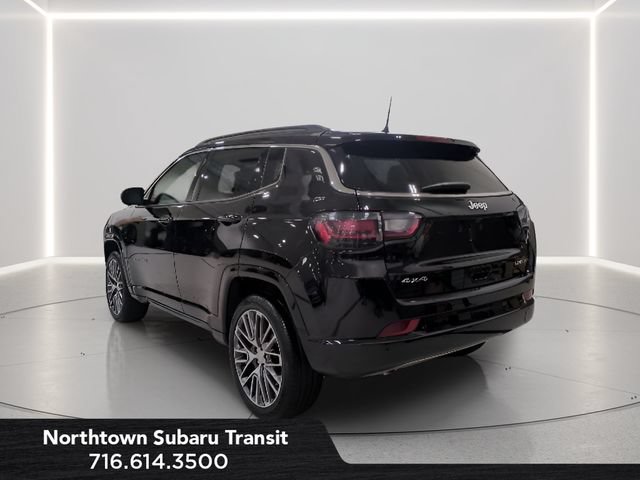 Used 2024 Jeep Compass Limited w/ Elite Group AWD/4WD image 3