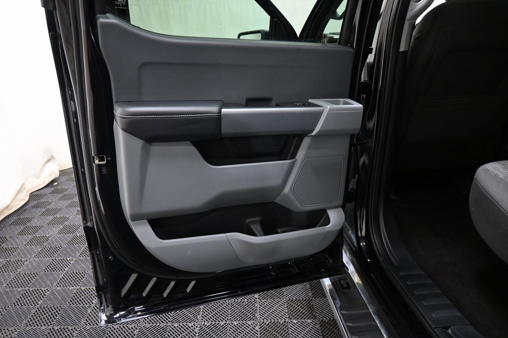 Used 2022 Ford F150 XLT w/ XTR Package image 23