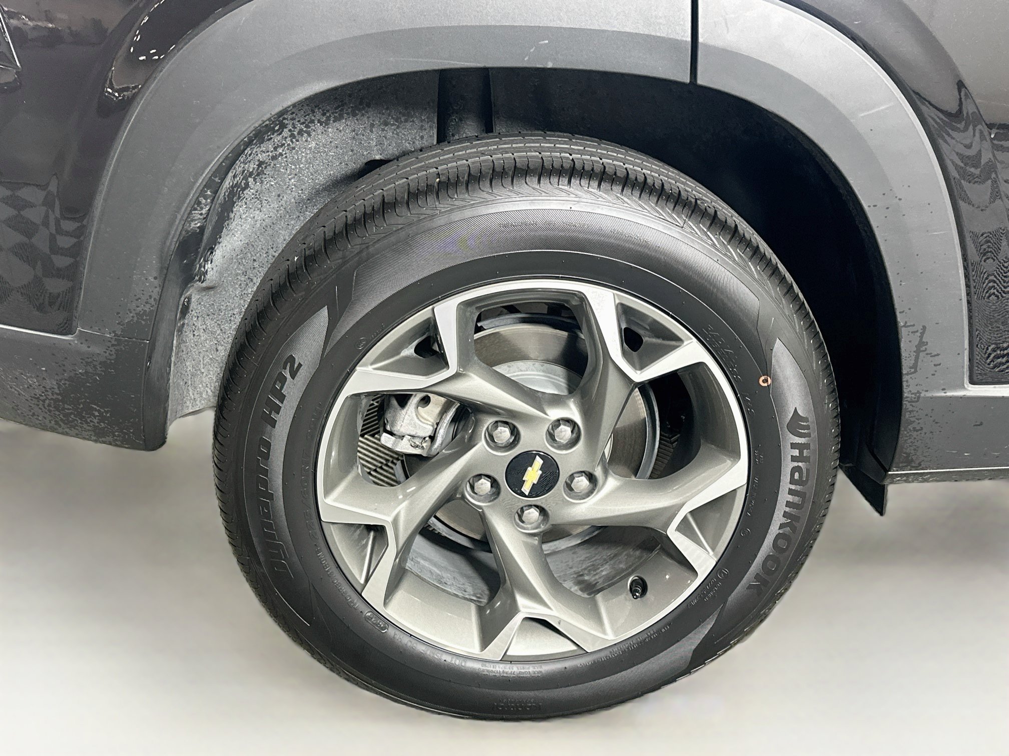 Used 2026 Chevrolet Trax LT FWD image 11