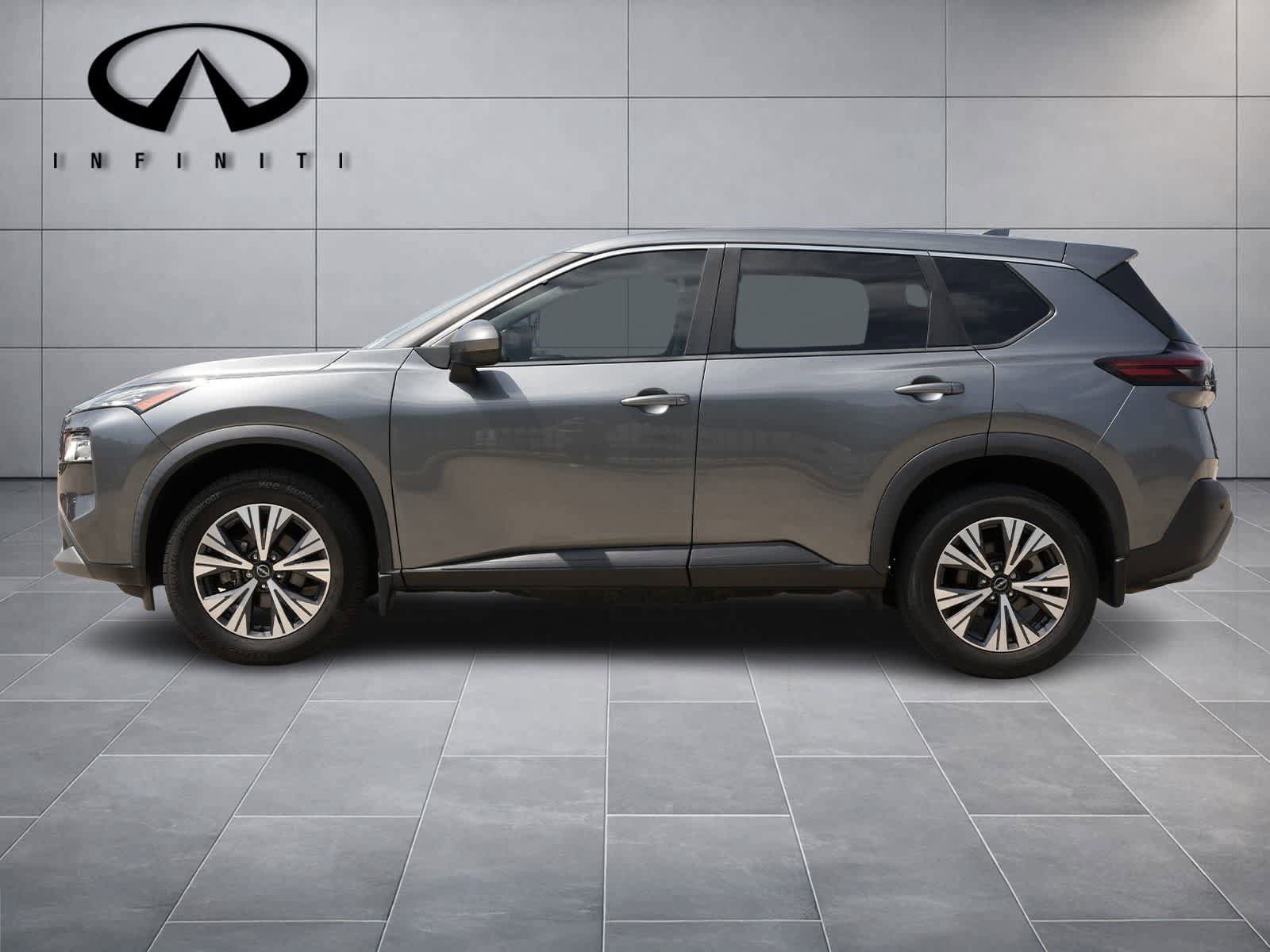 Used 2023 Nissan Rogue SV FWD image 4