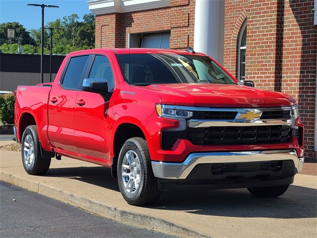 New 2025 Chevrolet Silverado 1500 LT image 3