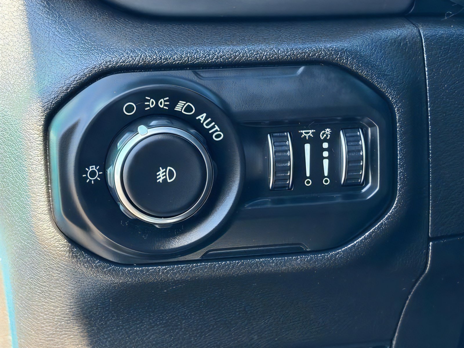 Used 2019 Jeep Wrangler Unlimited Rubicon AWD/4WD image 20