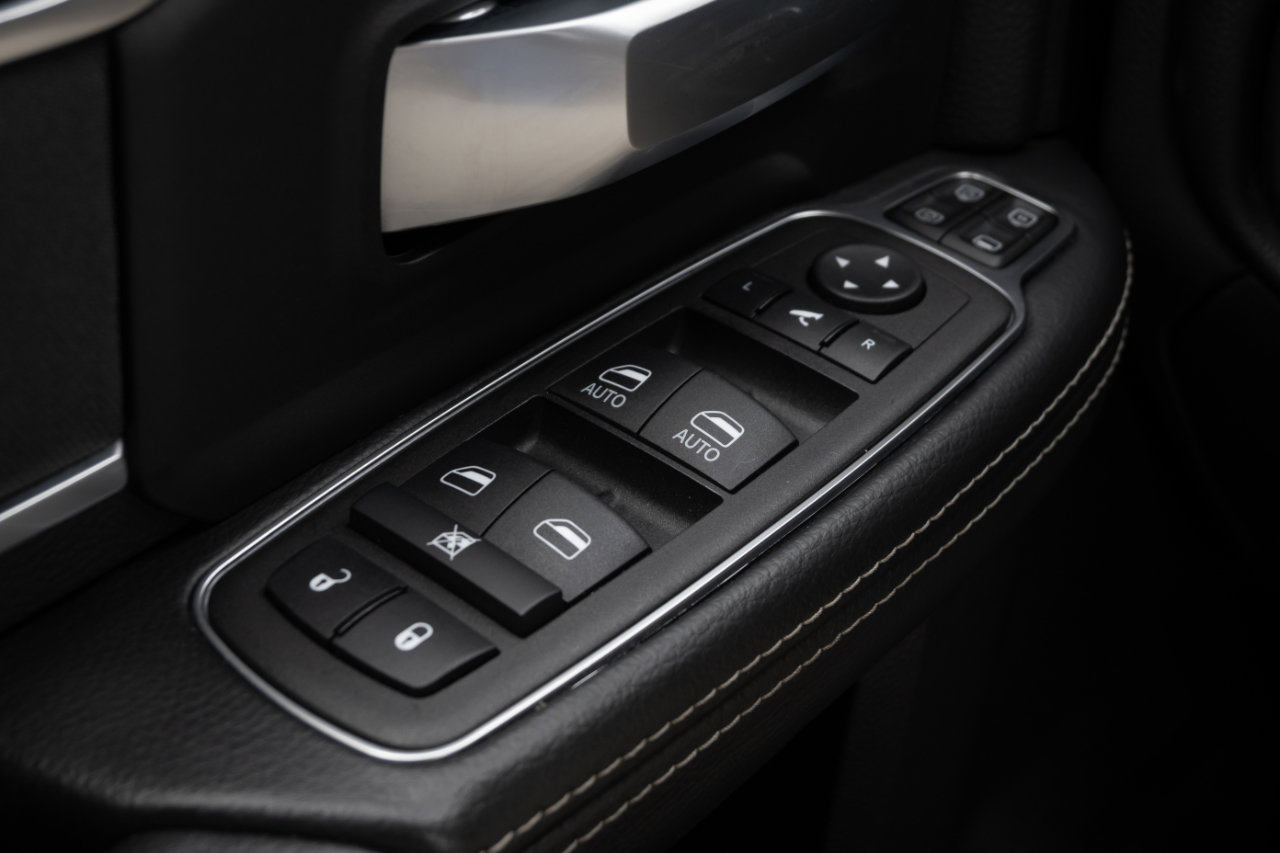 Used 2024 RAM 2500 Big Horn w/ Bed Utility Group image 37