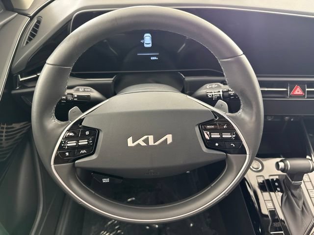 Certified 2025 Kia Niro EX Touring FWD image 25