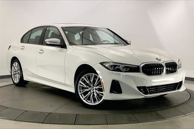 Certified 2023 BMW 330i xDrive Sedan w/ Premium Package image 33