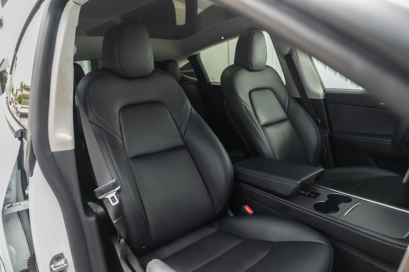 Used 2023 Tesla Model Y Performance AWD/4WD image 39