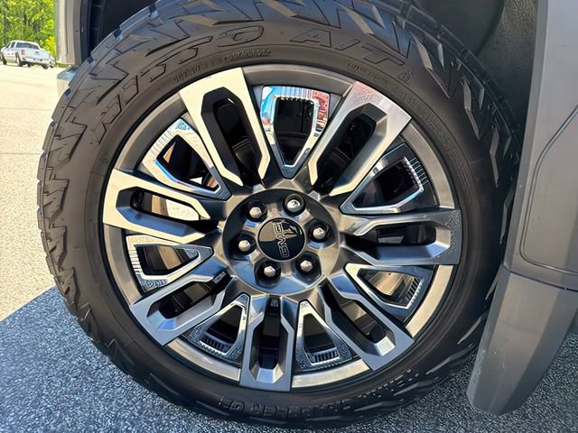 Used 2023 GMC Sierra 1500 Denali Ultimate AWD/4WD image 17