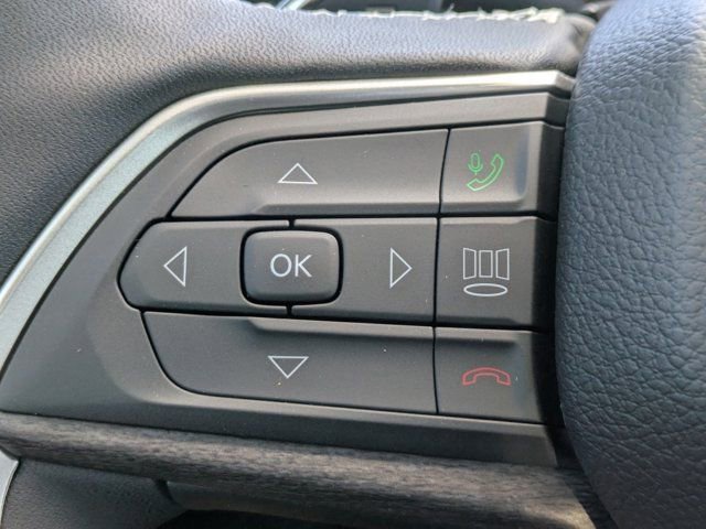 New 2025 Jeep Grand Cherokee Limited w/ Black Appearance Package image 22