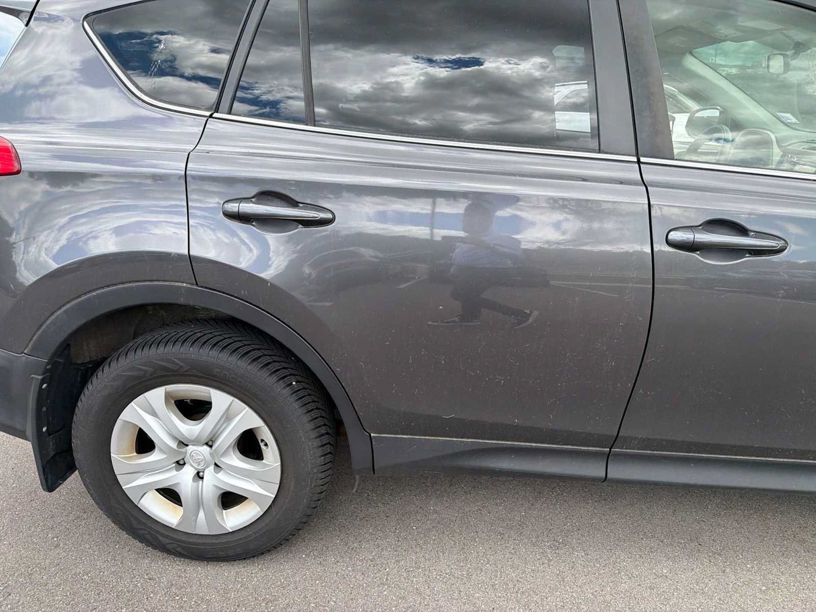 Used 2013 Toyota RAV4 LE AWD/4WD image 10
