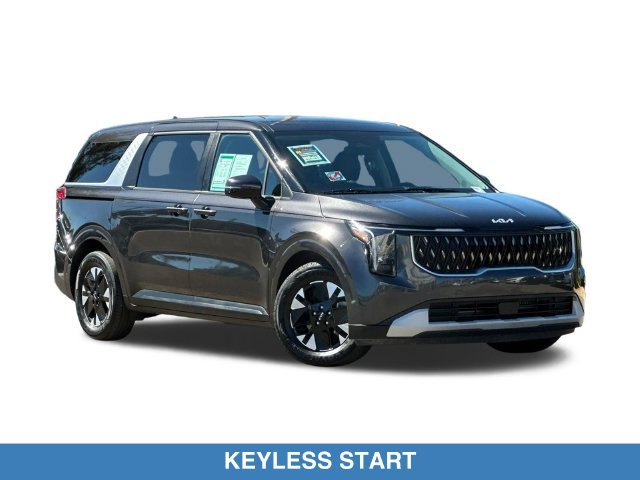 Used 2026 Kia Carnival LXS FWD image 2