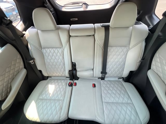 Used 2023 Mitsubishi Outlander SEL AWD/4WD image 15