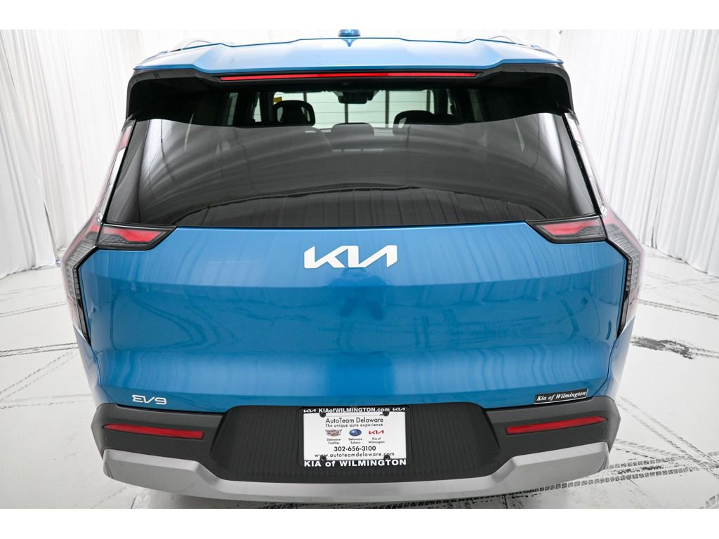 New 2026 Kia EV9 Wind image 6