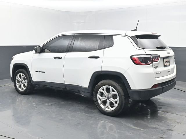Used 2025 Jeep Compass Sport AWD/4WD image 3