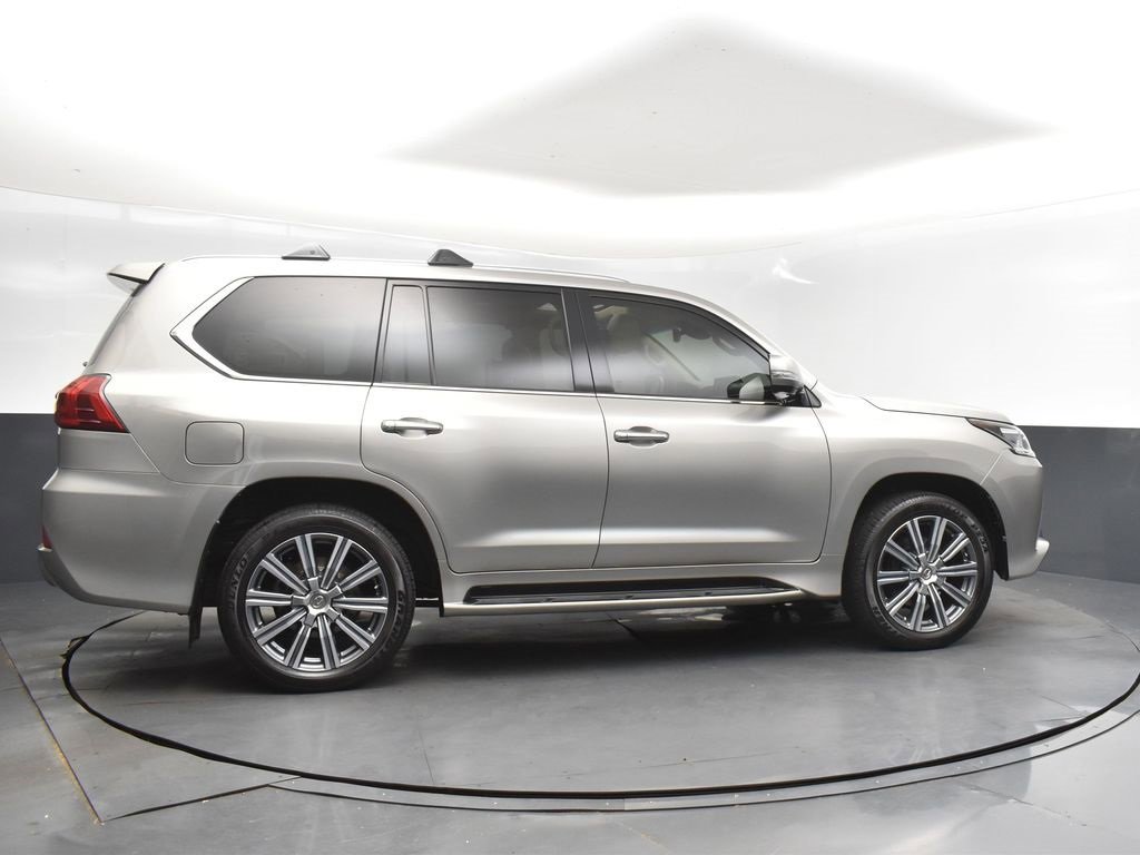 Used 2017 Lexus LX 570 570 image 8