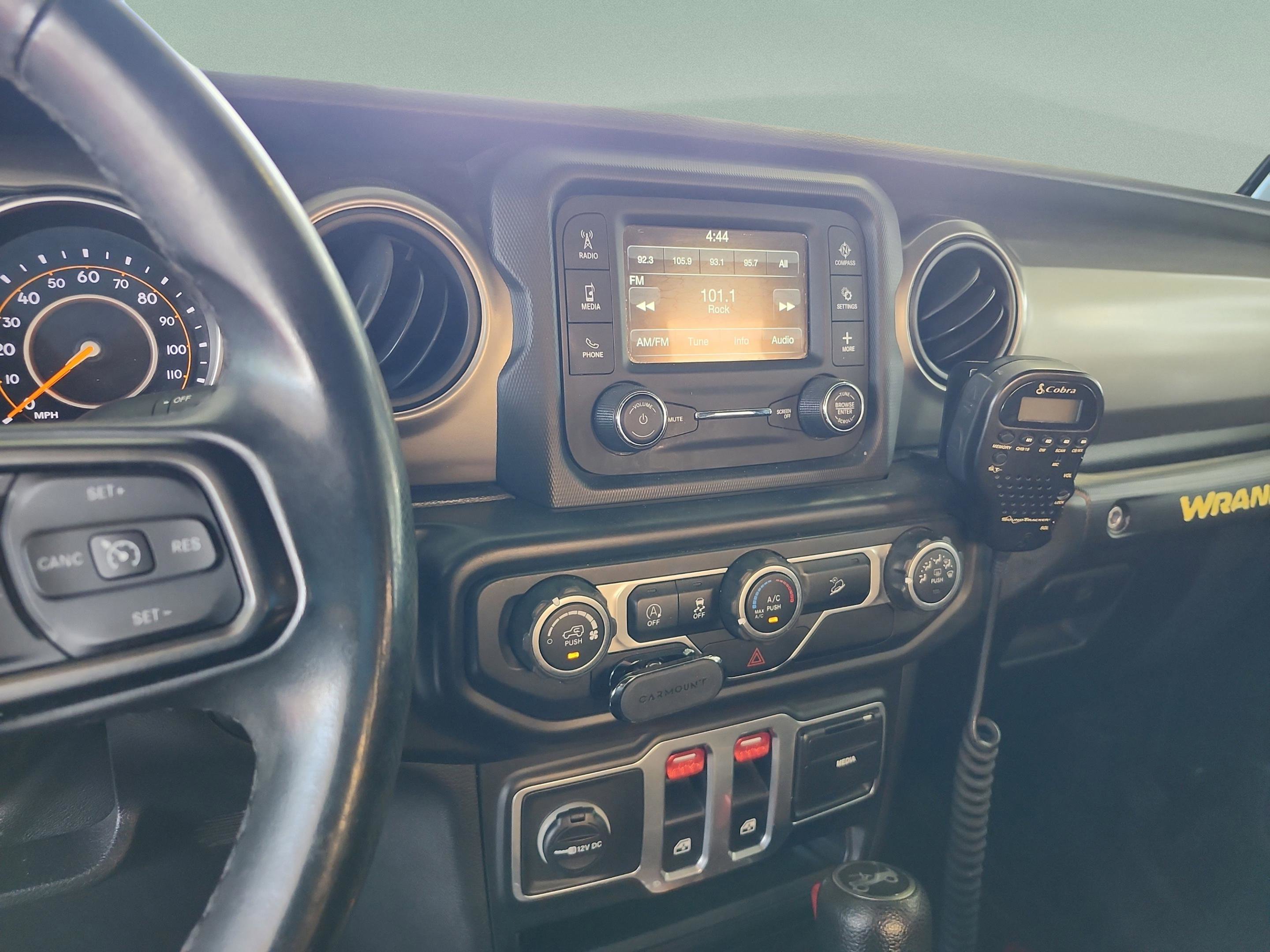 Used 2018 Jeep Wrangler Sport AWD/4WD image 12