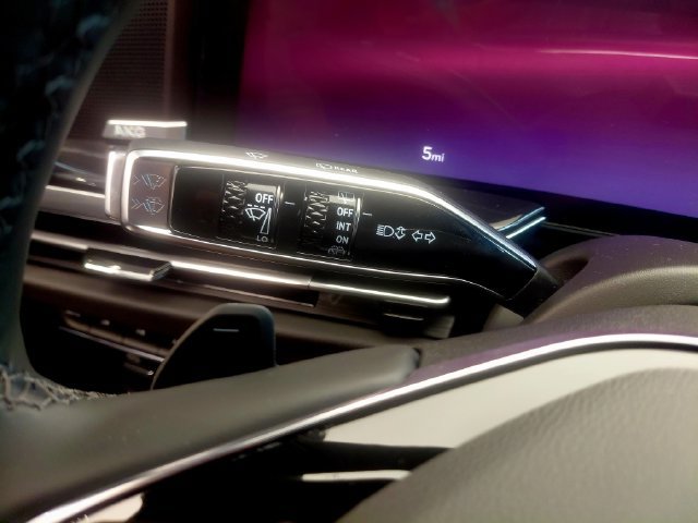 New 2027 Cadillac Escalade Sport w/ LPO, ONYX Package AWD/4WD image 26