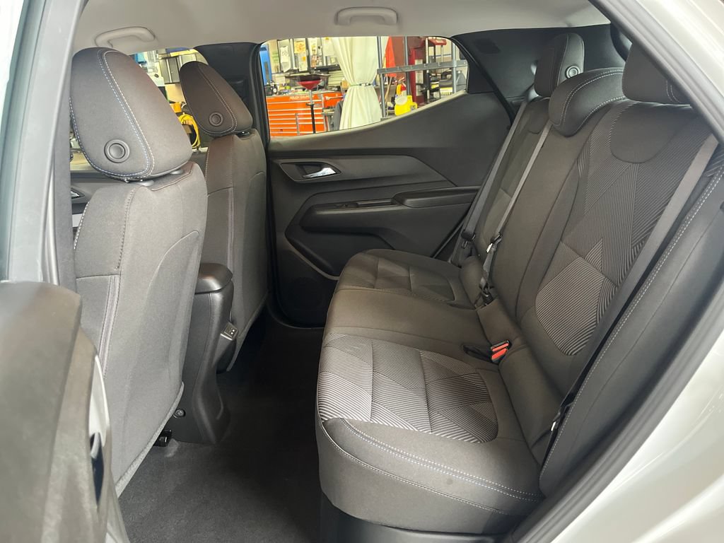 New 2027 Chevrolet Bolt LT FWD image 24