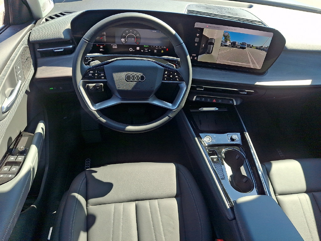 New 2026 Audi Q3 quattro 2.0T AWD/4WD image 2