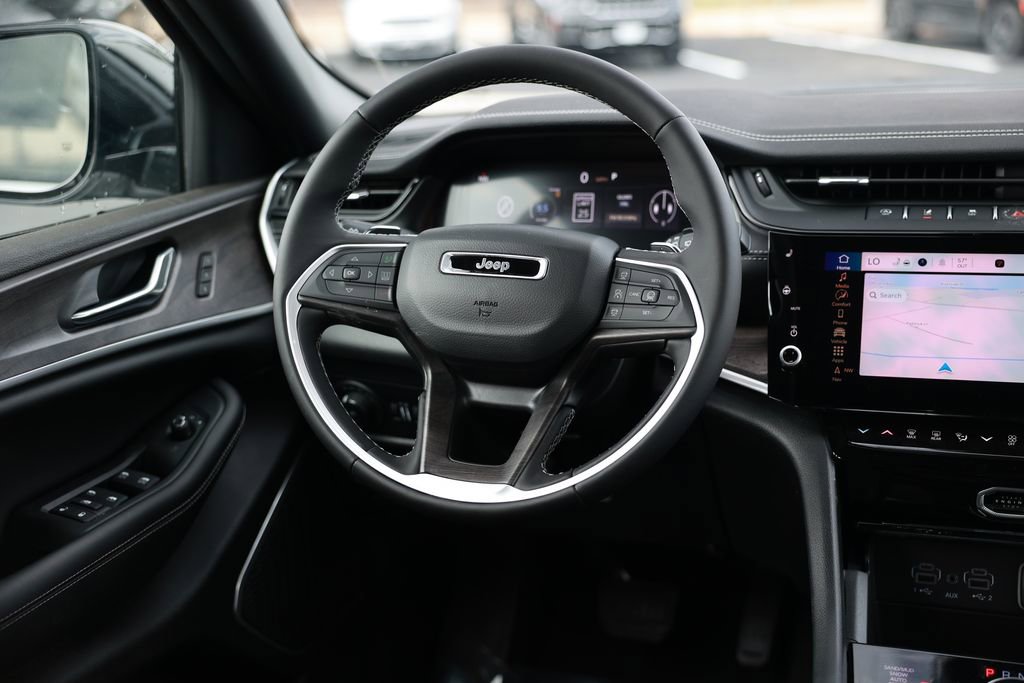 New 2026 Jeep Grand Cherokee Limited image 22