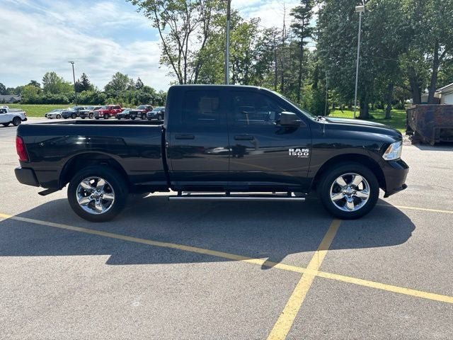 Used 2019 RAM 1500 Express AWD/4WD image 2