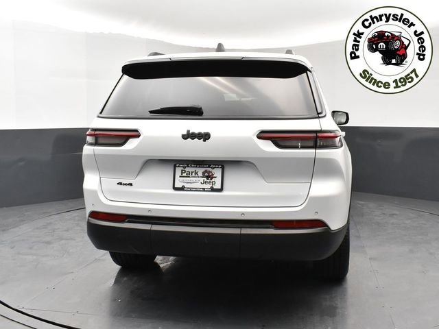Used 2023 Jeep Grand Cherokee L Laredo AWD/4WD image 5