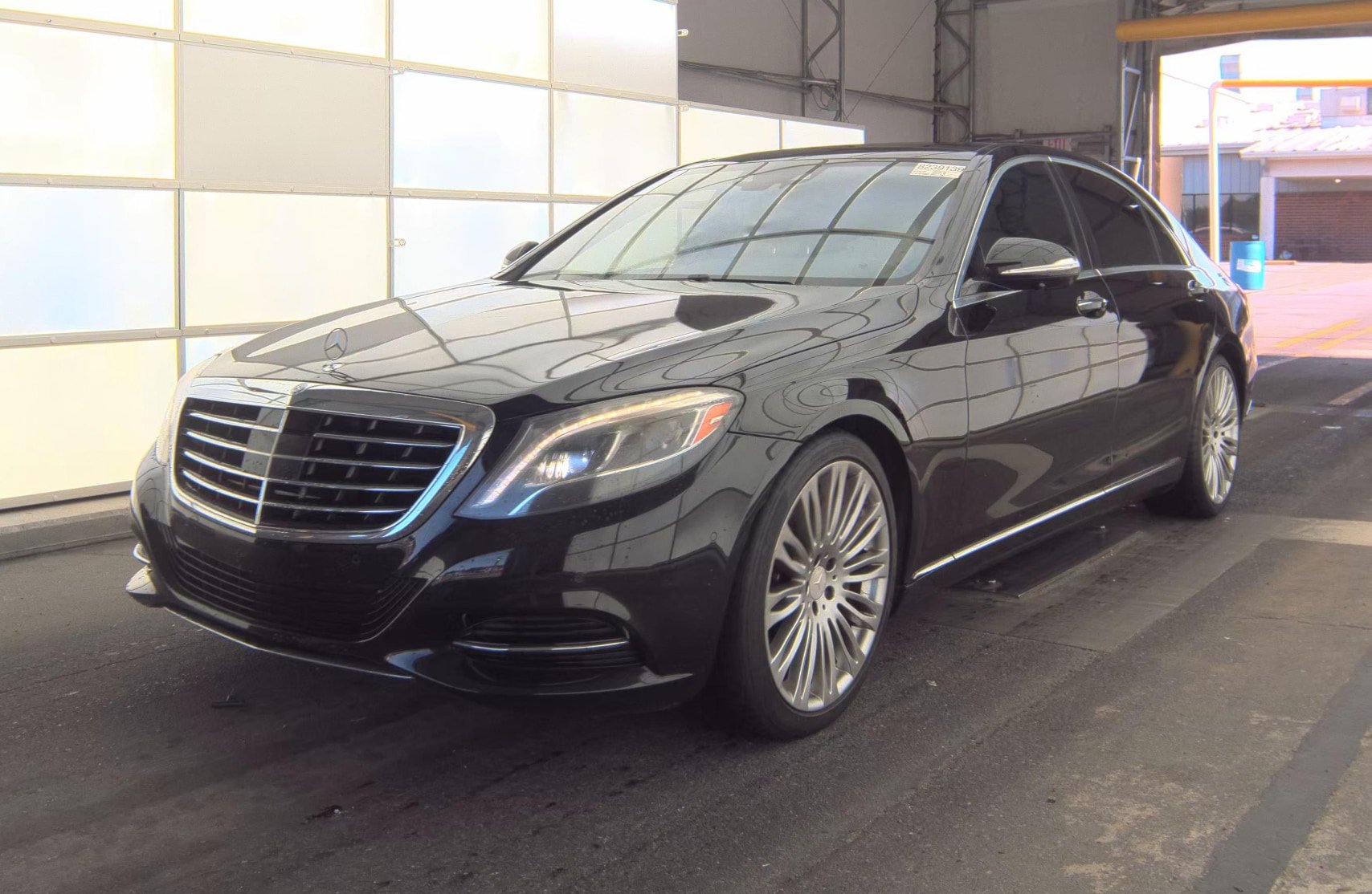 Used 2016 Mercedes-Benz S 550 Sedan image 1