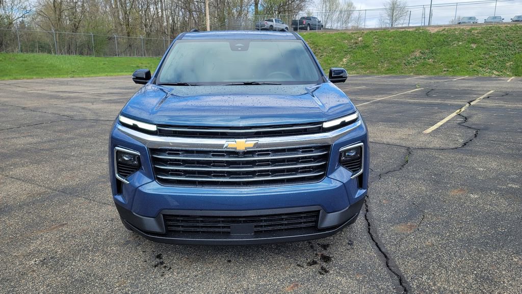 New 2026 Chevrolet Traverse LT image 4