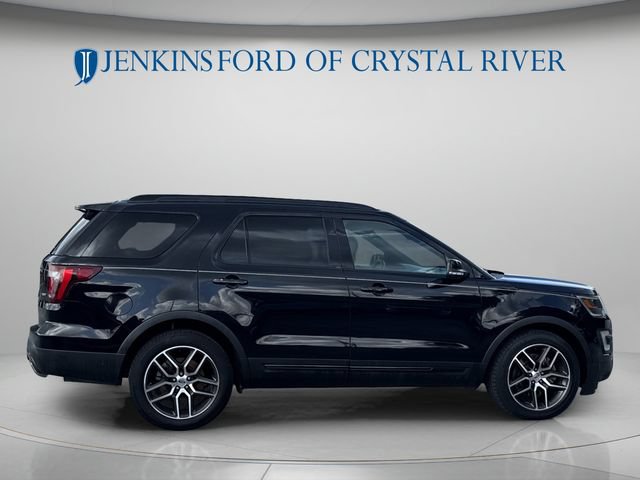 Used 2016 Ford Explorer Sport w/ Equipment Group 401A AWD/4WD image 2