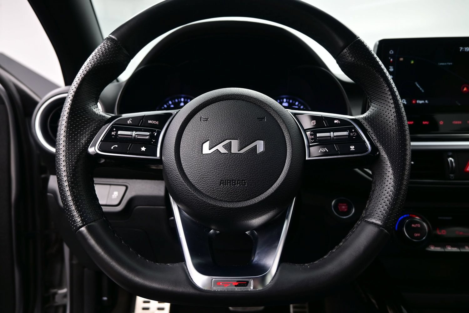 Used 2024 Kia Forte GT-Line w/ GT-Line Premium Package FWD image 23