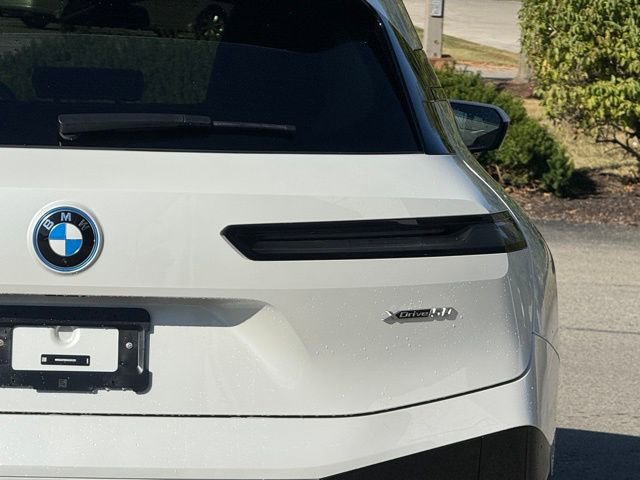 Certified 2025 BMW iX xDrive50 image 7