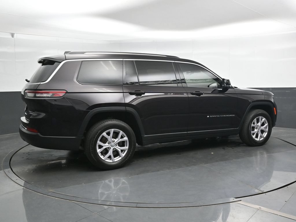 Used 2022 Jeep Grand Cherokee L Limited w/ Luxury Tech Group II AWD/4WD image 3