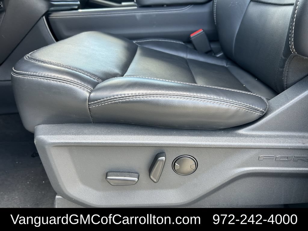 Used 2025 Ford Expedition Max Platinum AWD/4WD image 30
