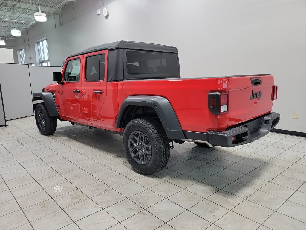 New 2026 Jeep Gladiator Sport AWD/4WD image 4