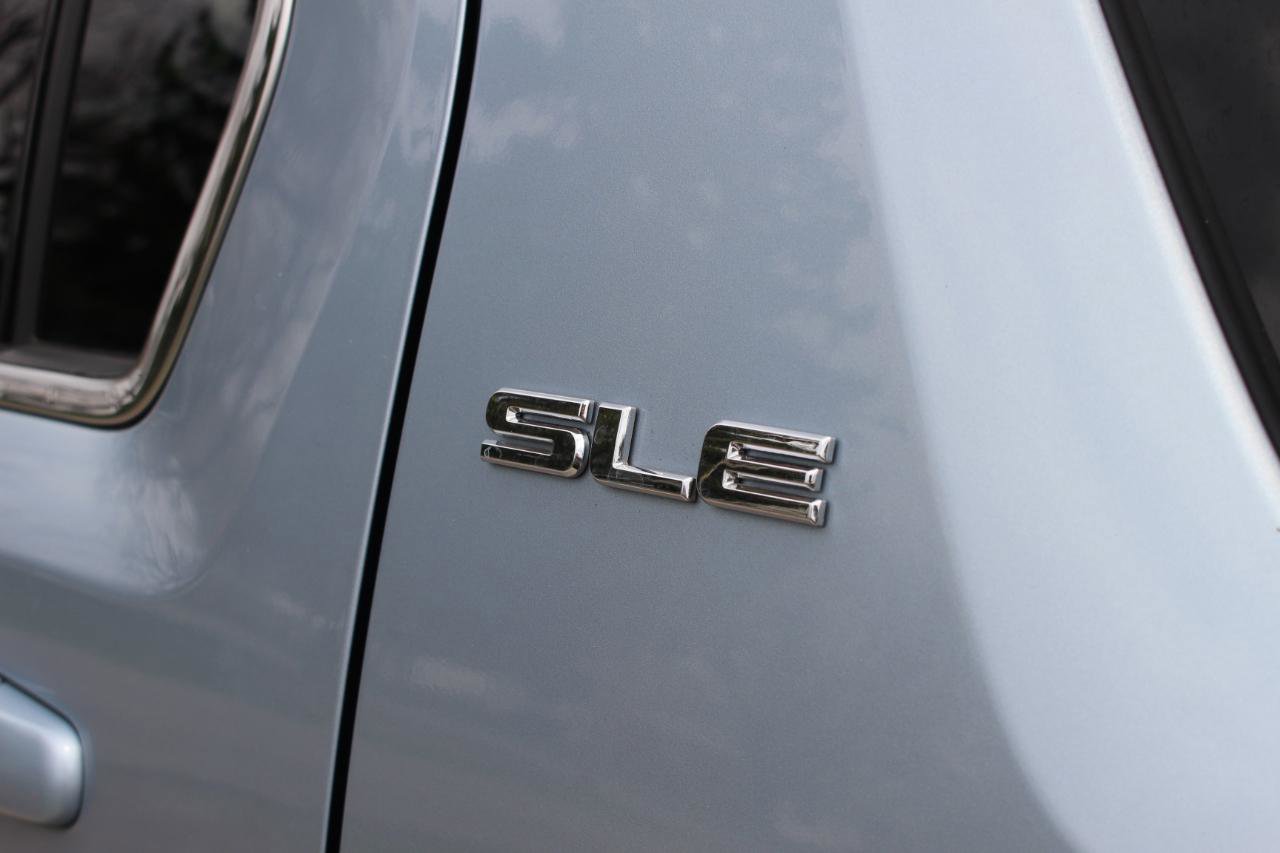 Used 2015 GMC Terrain SLE image 40