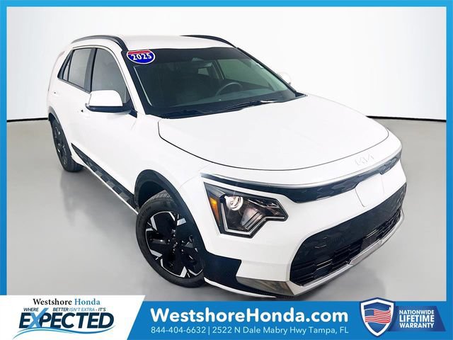 Used 2025 Kia Niro Wind w/ Wind Preserve Package