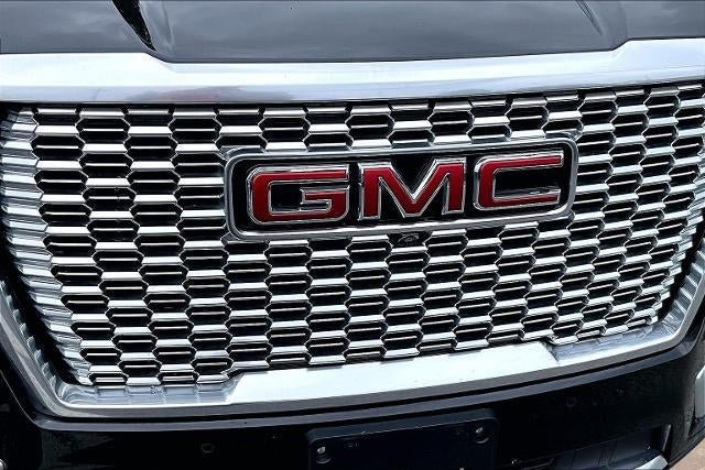 Used 2024 GMC Yukon Denali w/ Denali Reserve Package AWD/4WD image 33