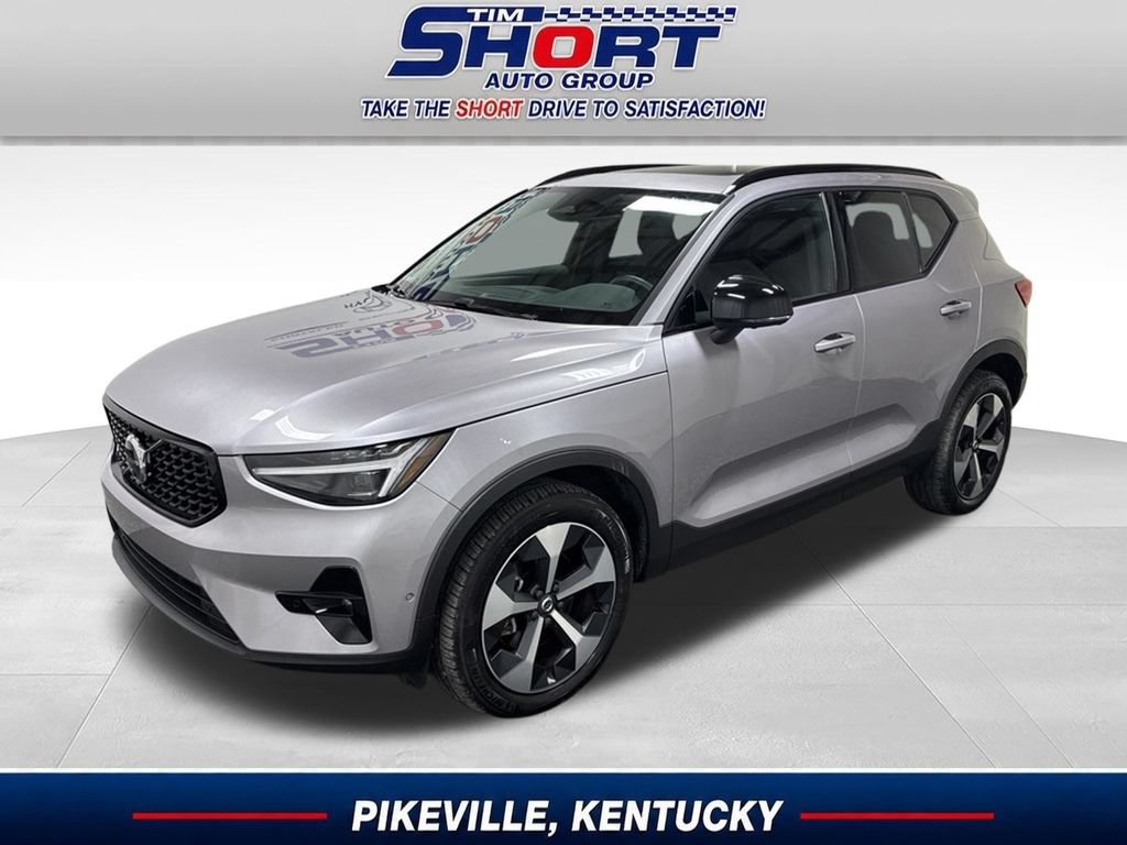 Used 2026 Volvo XC40 B5 Plus