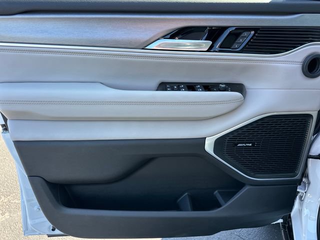 New 2026 Jeep Grand Wagoneer Limited AWD/4WD image 11