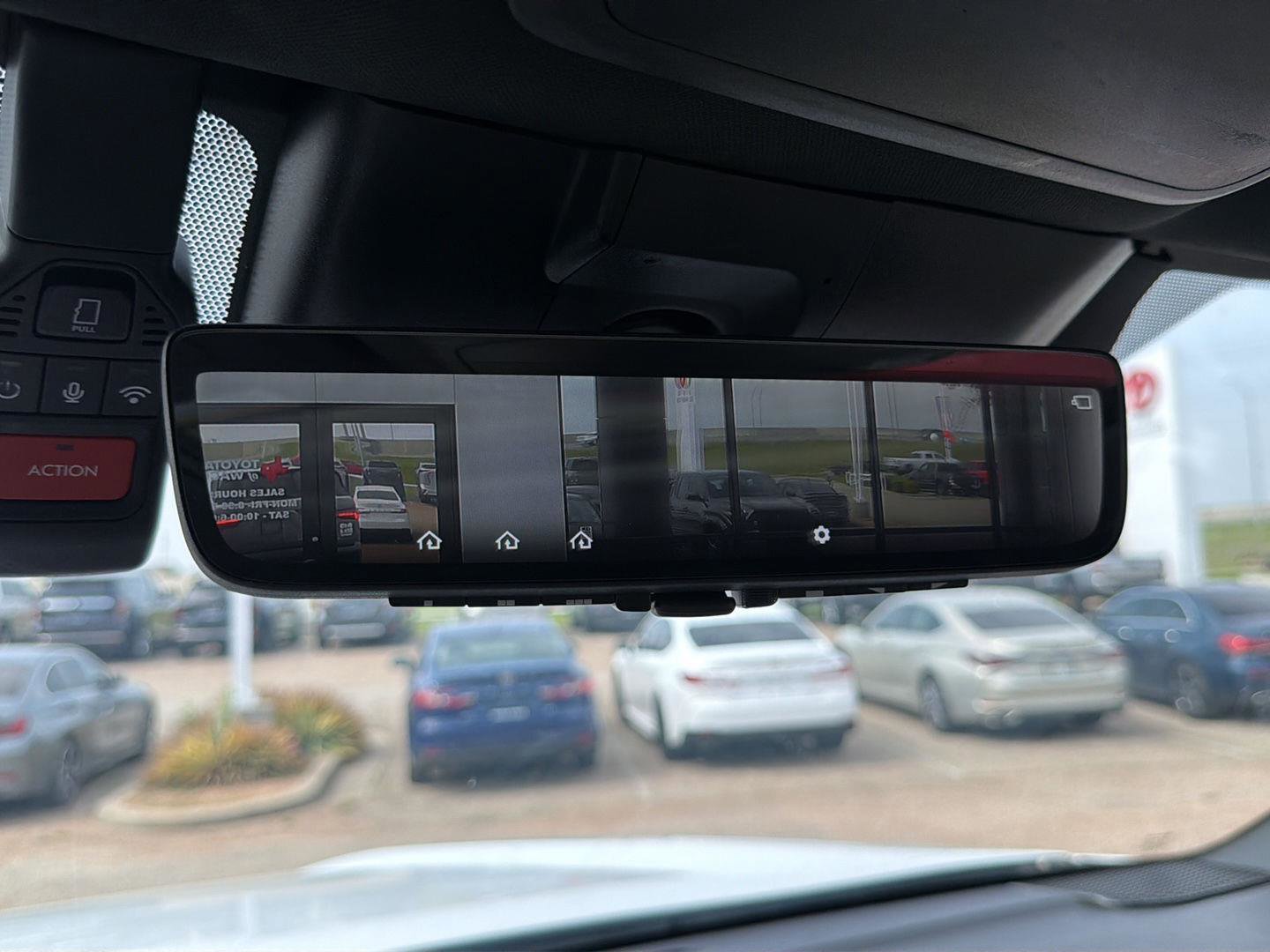 Used 2023 Toyota Sequoia Capstone AWD/4WD image 30