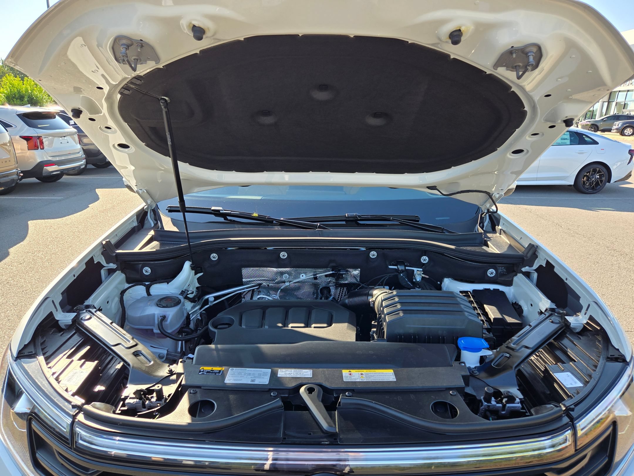 Used 2026 Volkswagen Atlas Cross Sport SE FWD image 19