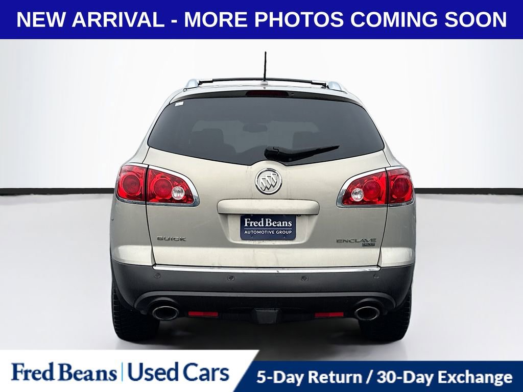 Used 2010 Buick Enclave CXL image 7
