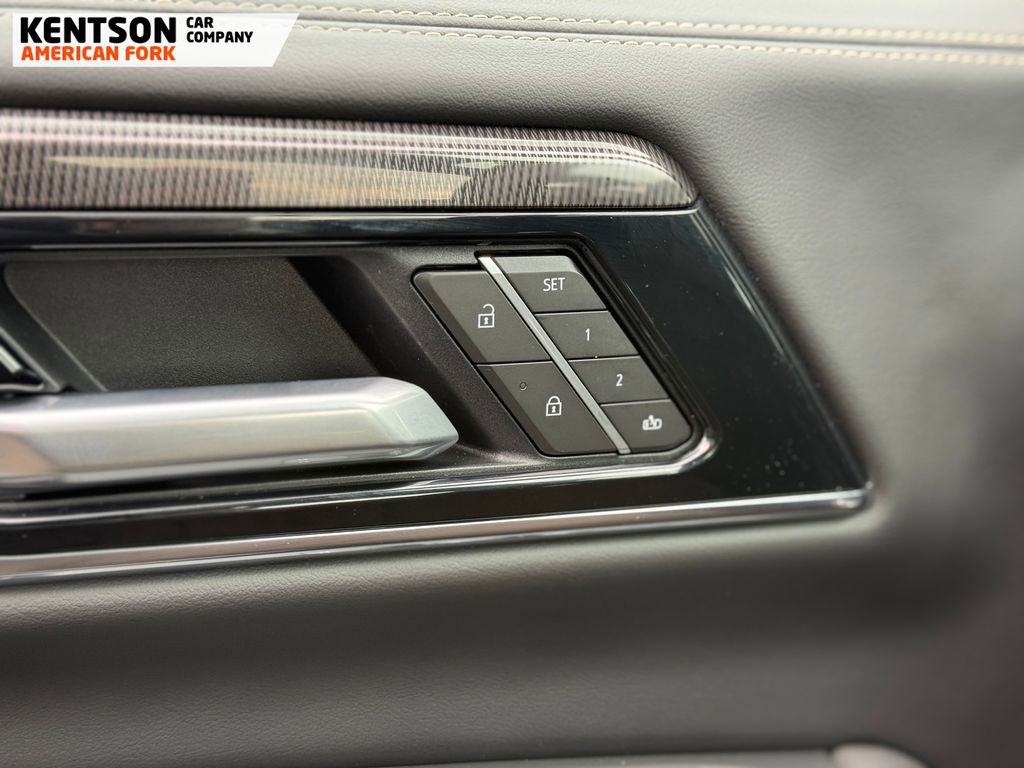 Used 2026 GMC Yukon Elevation image 28