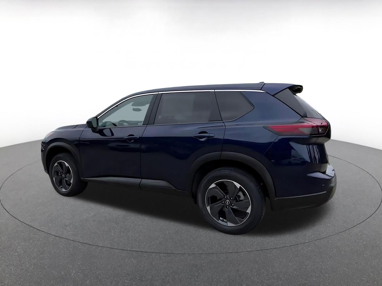 Used 2025 Nissan Rogue SV AWD/4WD image 10
