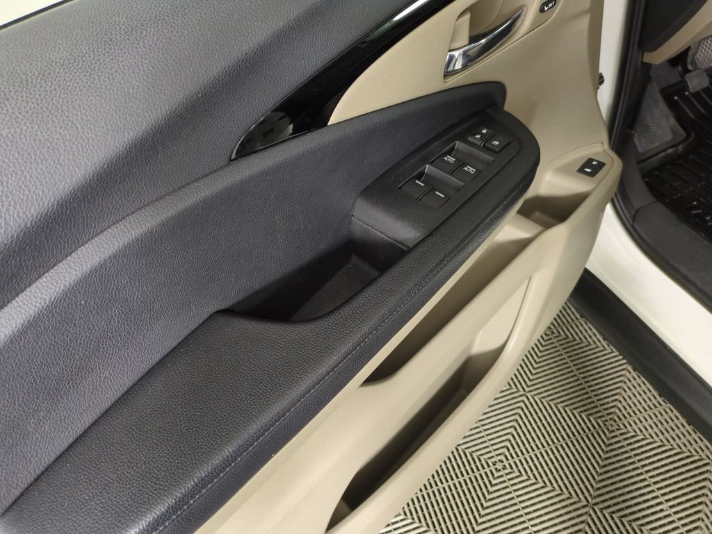 Used 2017 Honda Pilot Touring image 11