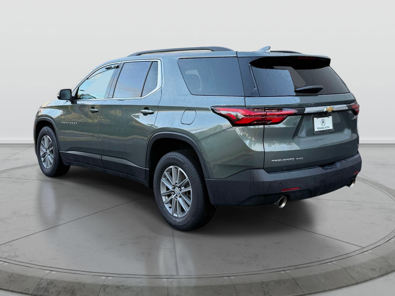 Used 2023 Chevrolet Traverse LT AWD/4WD image 3