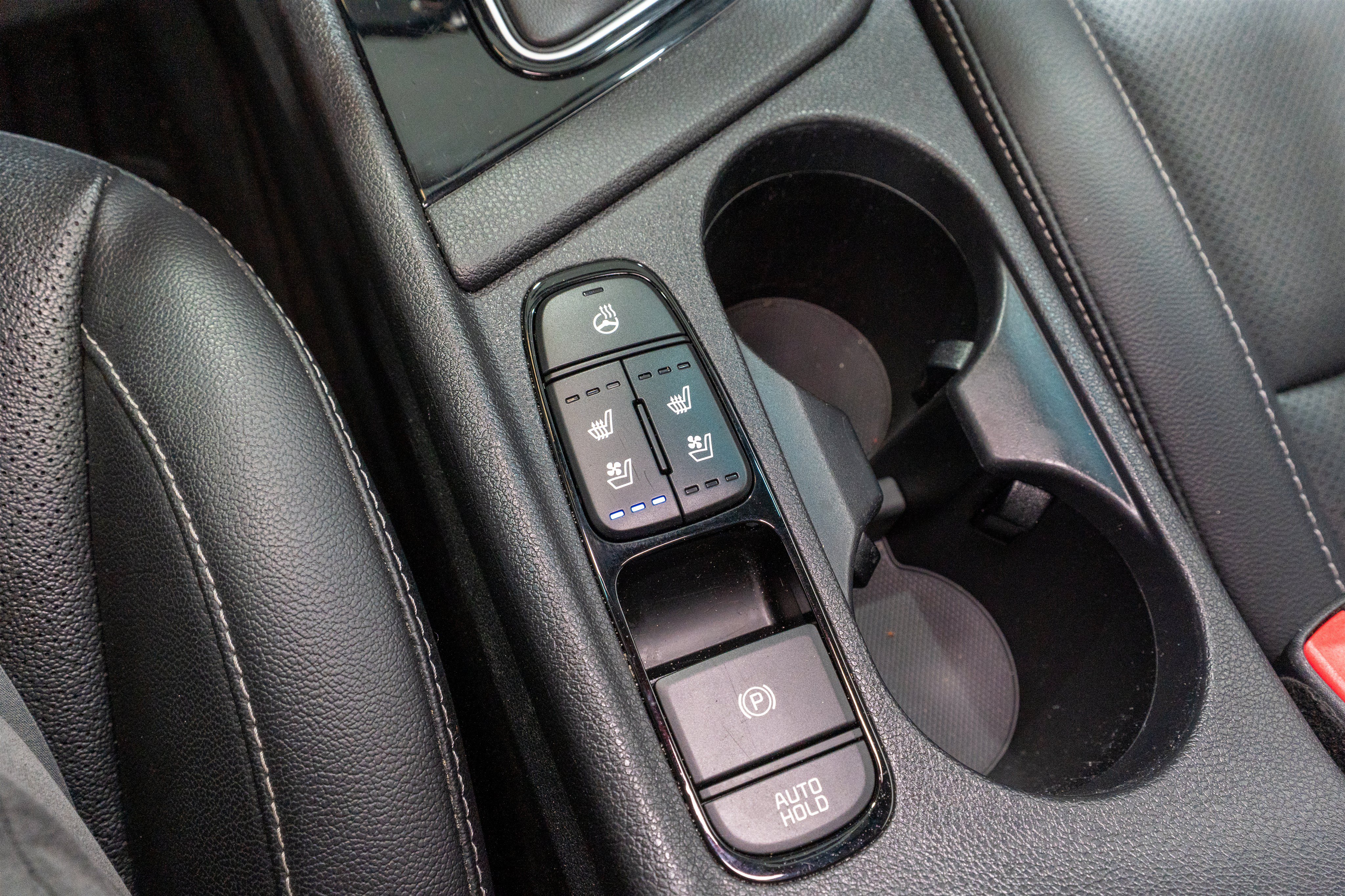 Used 2022 Kia Niro EX Premium FWD image 24