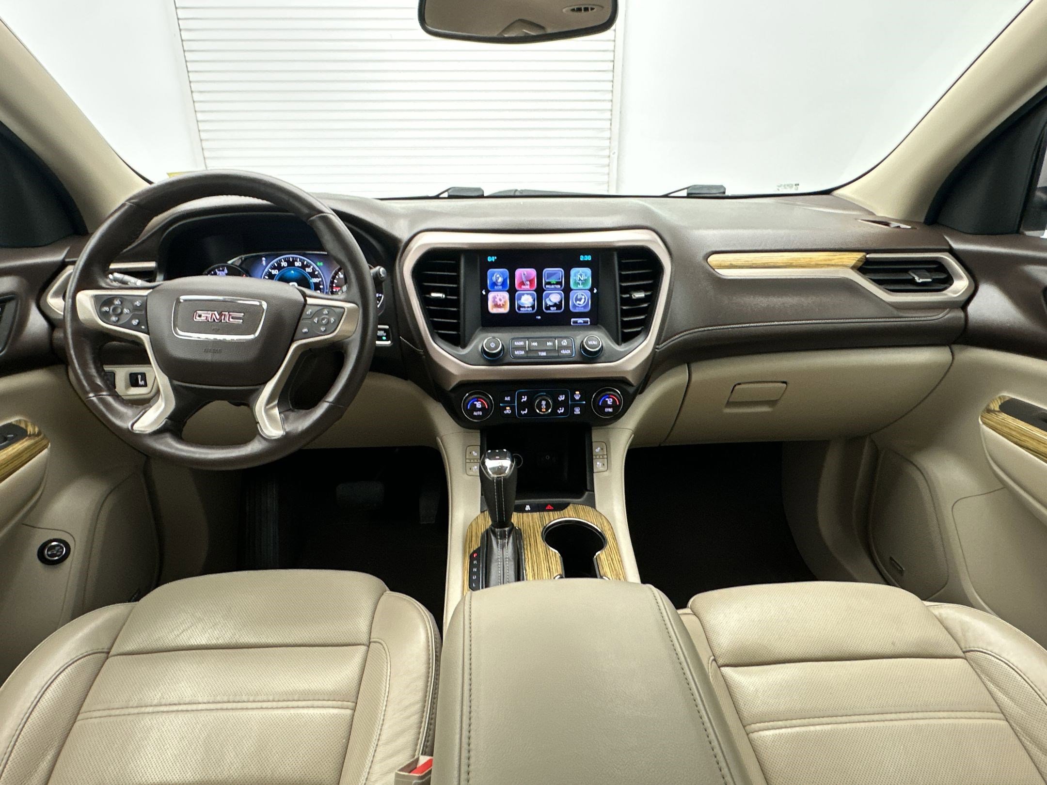 Used 2017 GMC Acadia Denali w/ Technology Package image 16