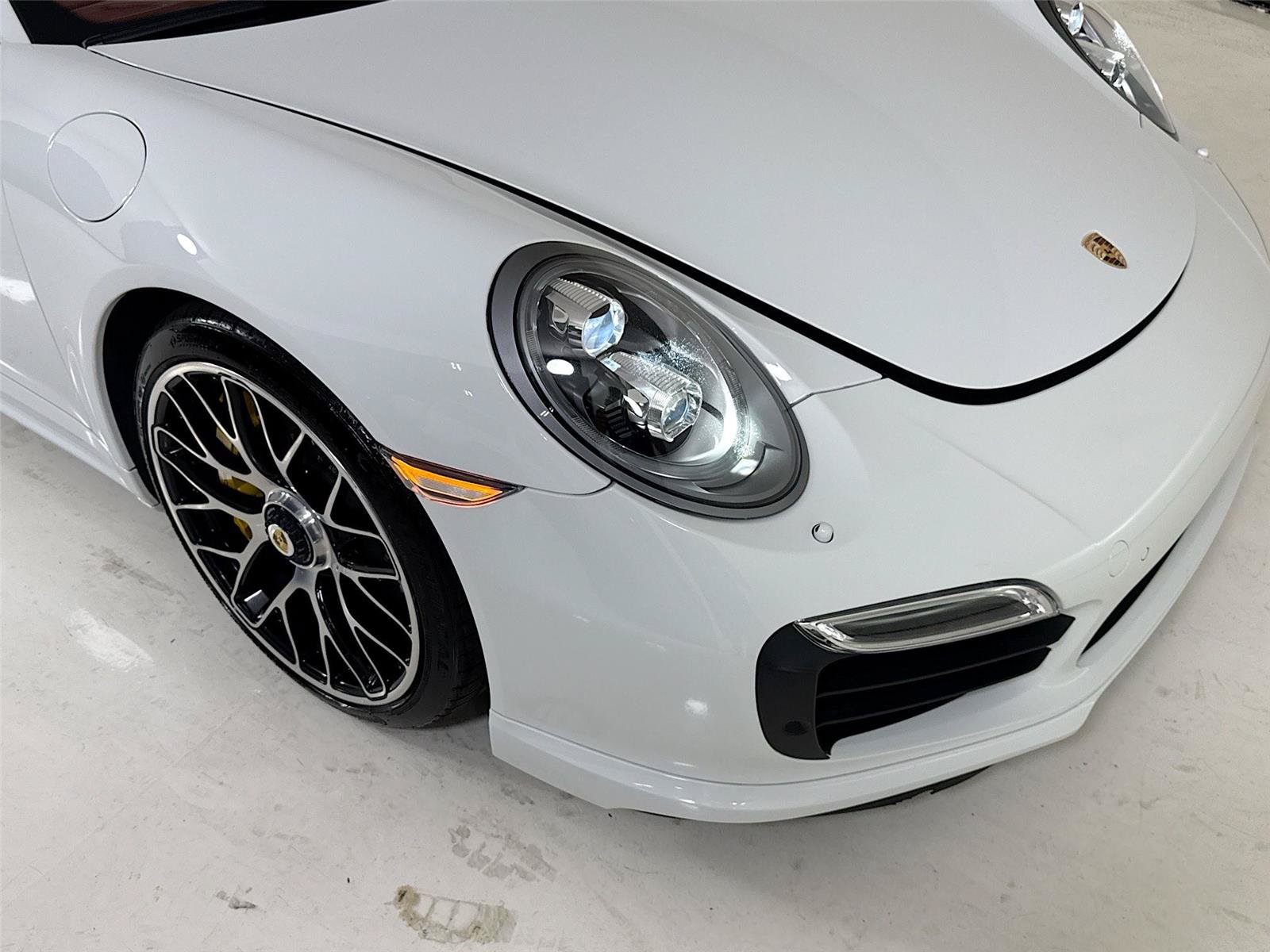 Used 2015 Porsche 911 Turbo S AWD/4WD image 36